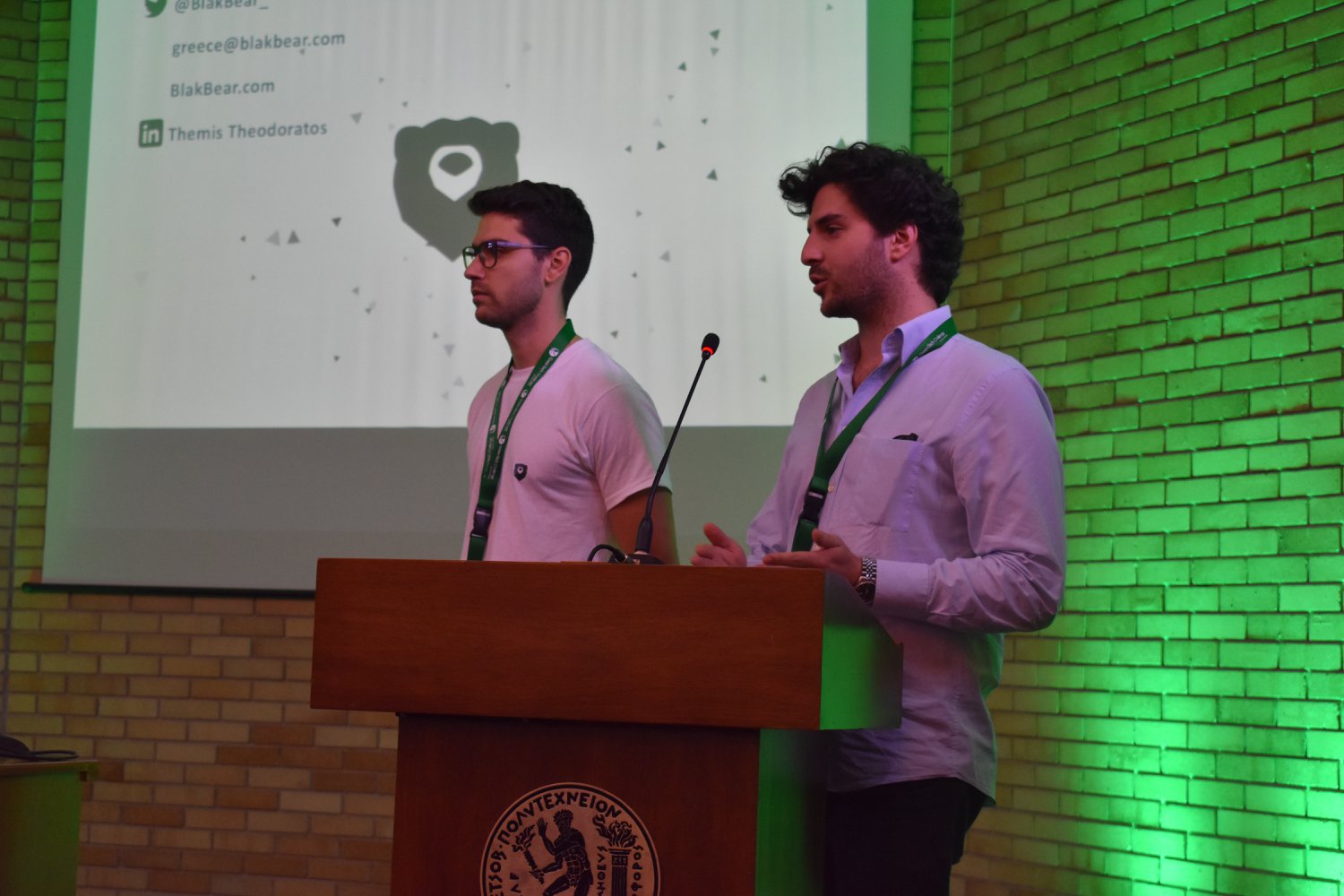 31949221_633506490320128_2680852353472528384_o